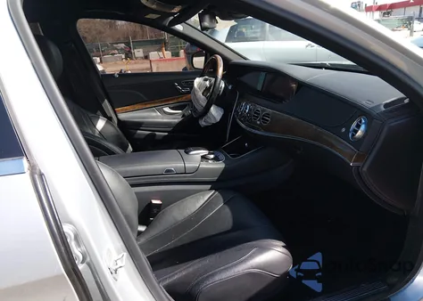 2015 Mercedes-Benz S 550 4Matic из США, поврежденный, VIN WDDUG8FBXFA147892